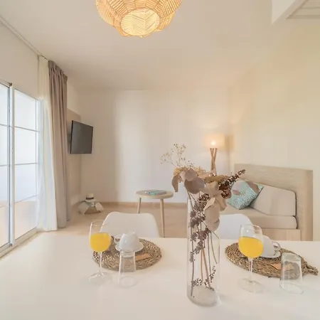 Moon Dreams Marina Parc Hotel 4*